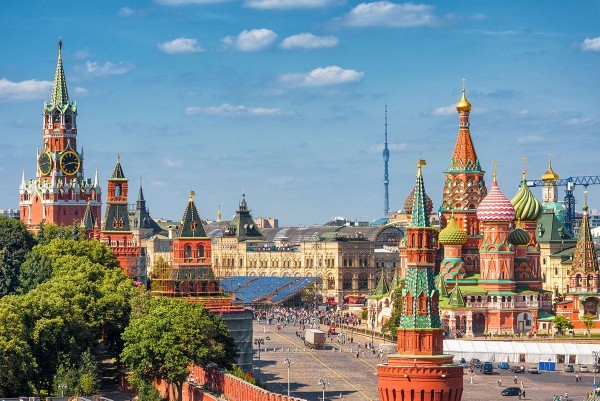 Wont the Economic Sanctions against Russia in the long term allow Russia to develop its own technologies?