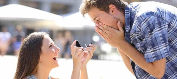 Girls, Do you usually take the lead with a guy or are you a more traditional girl?