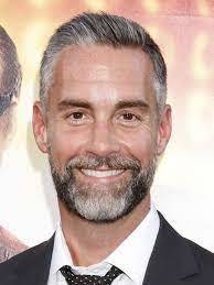 Do you like silver fox guys or girls?