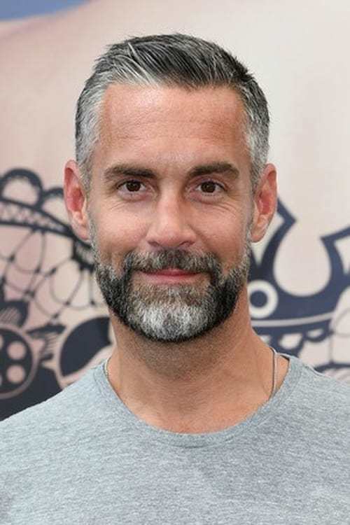Do you like silver fox guys or girls?