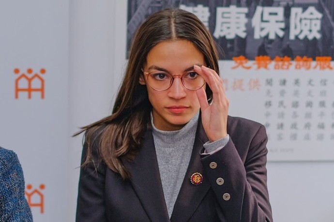 What's your opinion of Mayra Flores as a congress woman and her physical looks?