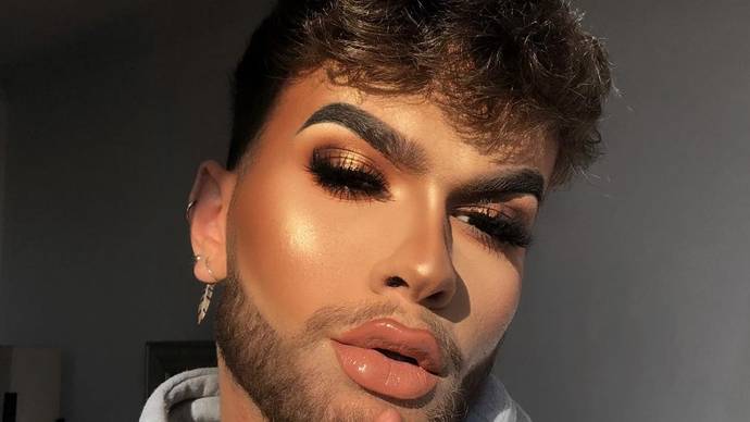 Are men who wear makeup attractive?