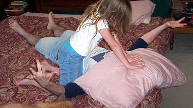 Guys, What is the strangest behavior your female partner ever displayed in order to hide her fart and cover her tracks? She ever covered your nose?