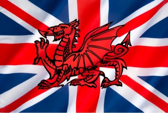 Should the British flag feature the Welsh Dragon?