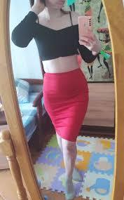 Green or red outfit for a date?