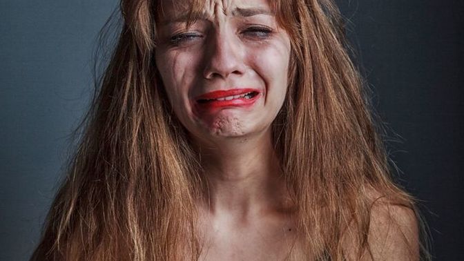 Does crying make a woman look weak?