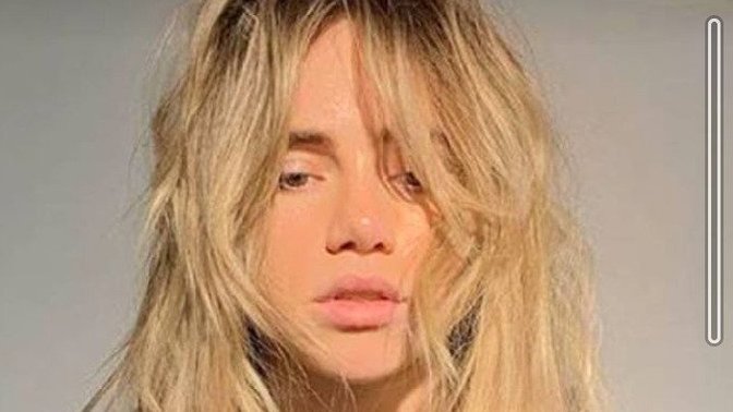 What do you think of girls with naturally messy hair?