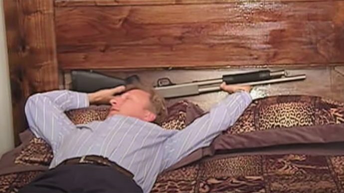If everyone (i mean everyone) walked around strapped with a gun would there be more deaths or fewer?