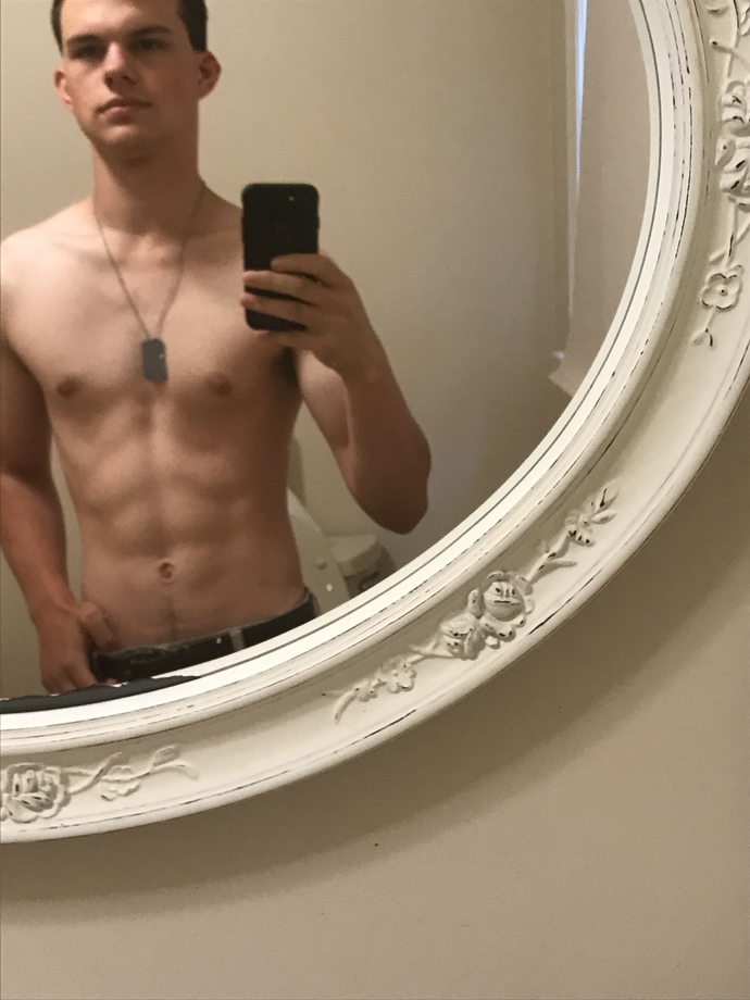Just showing my bodytype, I know shirtless mirror pics are creepy
