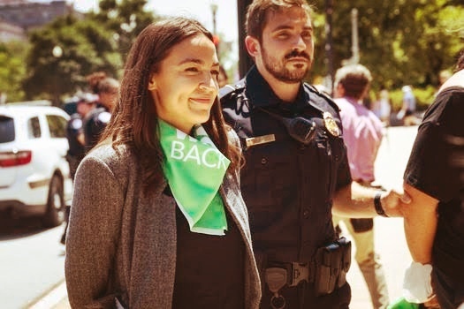 Should abortion protests be banned in the US?