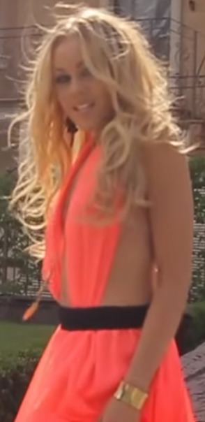 Guys, what would you think if your younger sister dressed like this?