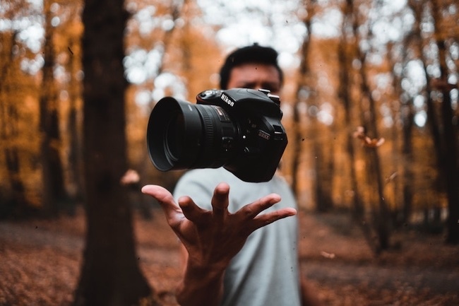Ladies, are you ok with photographers?