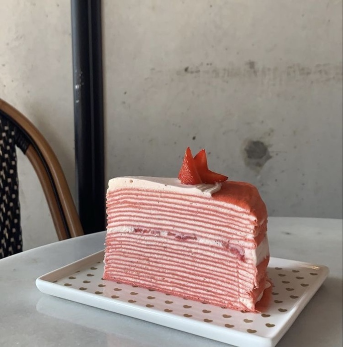 should I make strawberry or chocolate crêpe cake?