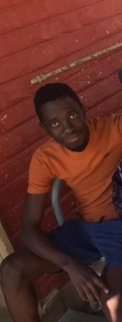 Girls, Am I too ugly to approach or ask out women?