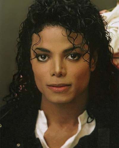 Guys: lets say a woman has a soul piercing eyes like Micale Jackson. How do you feel when ahe gazes at your eyes?