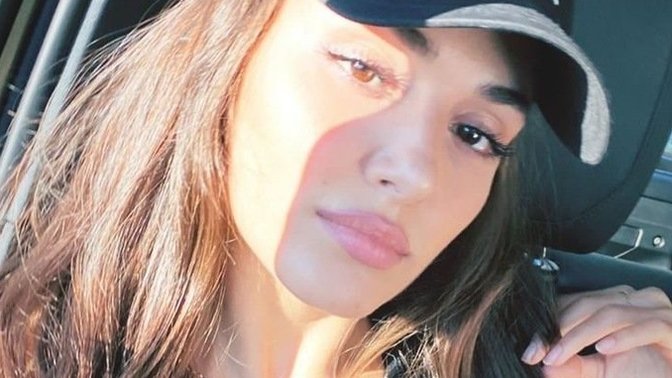 Do you find actress Hande Erçel pretty?