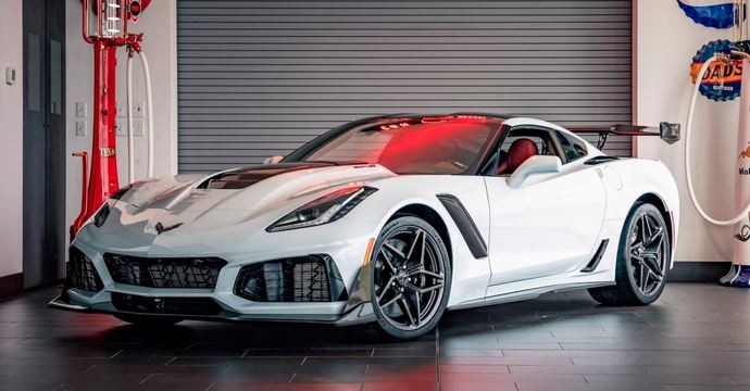 Which of these rare cars that are being auctioned off in 2022, is your favorite?