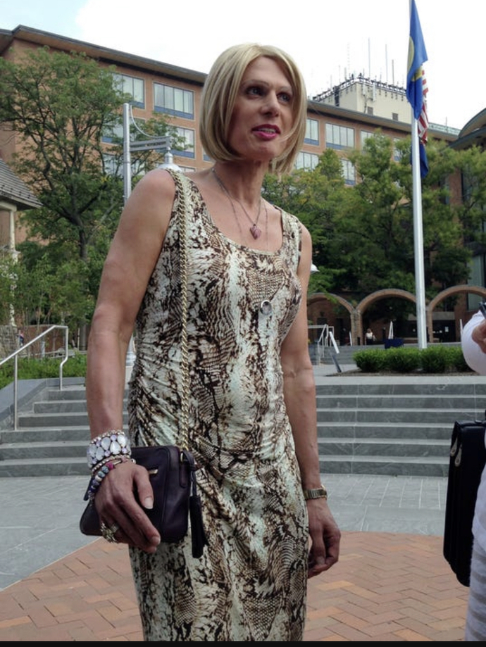 Why do western people have a deranged, and even darwinian, view on men and women?