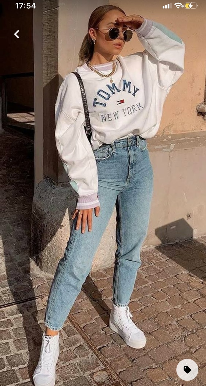 What do you think of girls wearing loose fitting clothes?