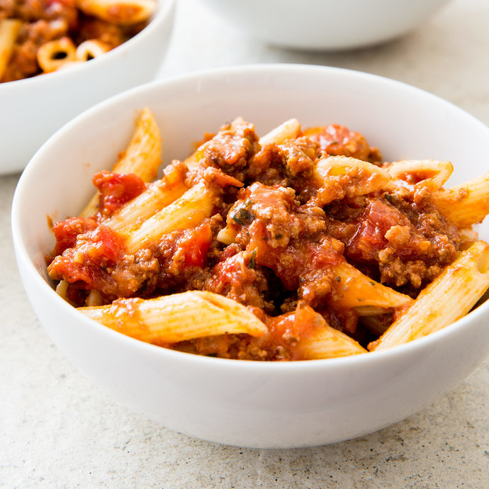 Which do you prefer: spaghetti already mixed together or noodles and sauce separate?