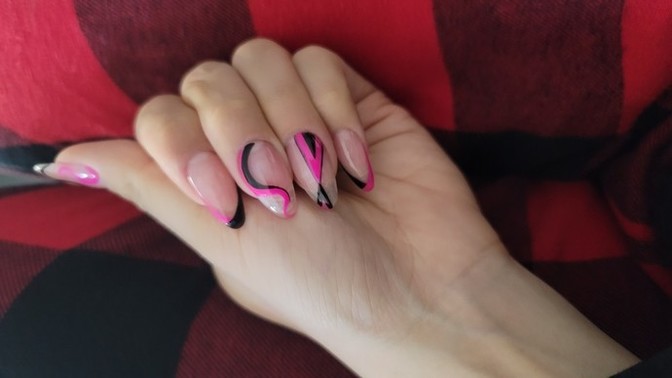 Do guys like it when their girl gets their nails done?
