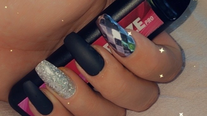 Do you like long nails on girls?