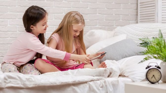 Girls, do you or have you shared a room with a sibling if so how was it?