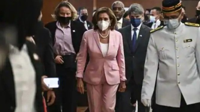 Is it a wise decision by Nancy Pelosi to visit Taiwan amid the high tensions between China and Twain?
