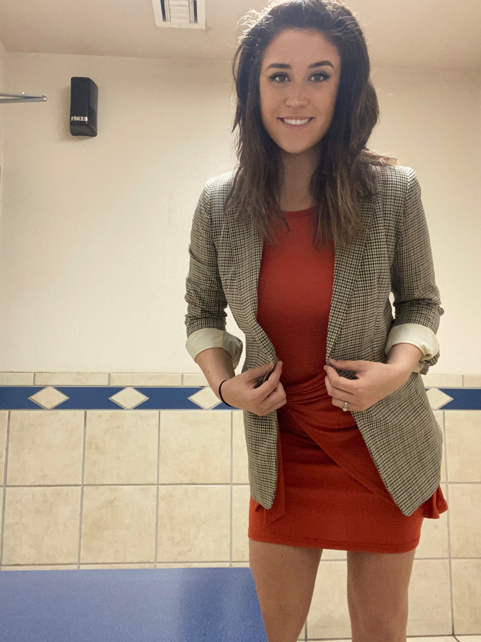 Which work outfit looks better?