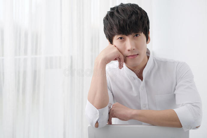 Girls, Which Asian men do u find more attractive East Asian men or Southeast Asian men?