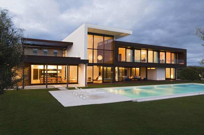 The type of housing for men