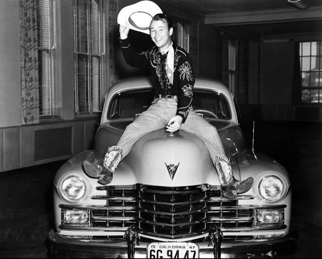Lets look at some photos of celebrities & their cars taken from the past... Which one is your favorite?