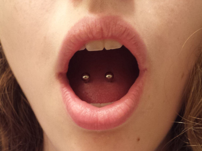 This mouth would be more inviting without the hardware