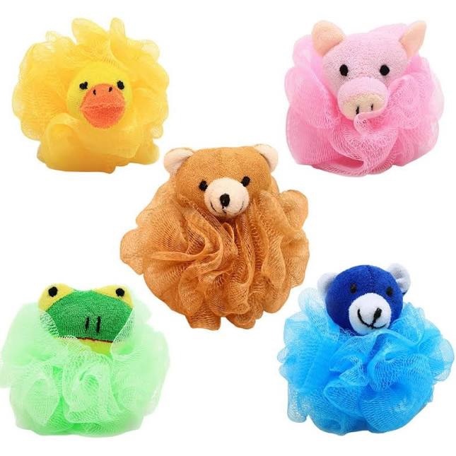 Do you use a washcloth, sponge, or just your hand to wash your body