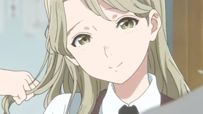 Is there blond girls that look like this?