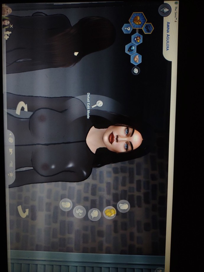 Which one of my sims do you like more?