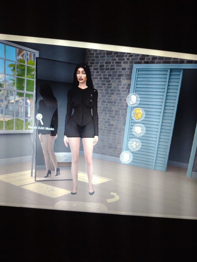 Which one of my sims do you like more?