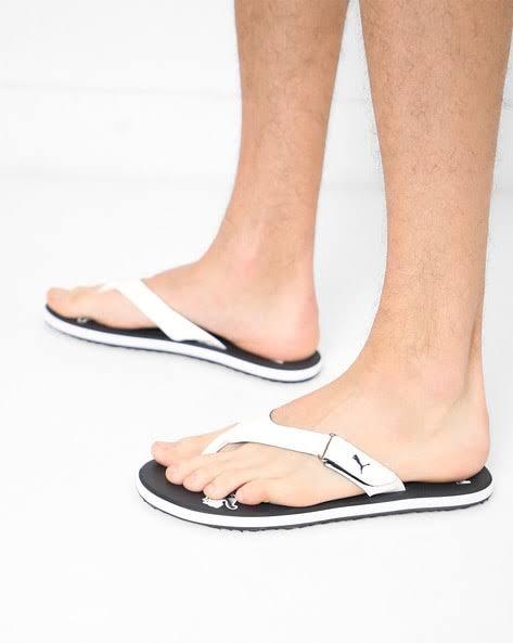Girls, What kind of sandals do you like on men?