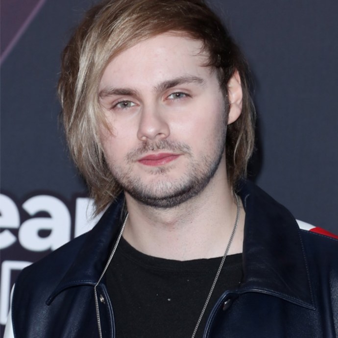Who is your favorite member of 5SOS (5 Seconds Of Summer)?