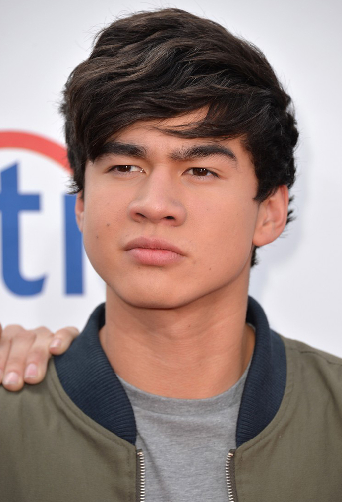 Who is your favorite member of 5SOS (5 Seconds Of Summer)?