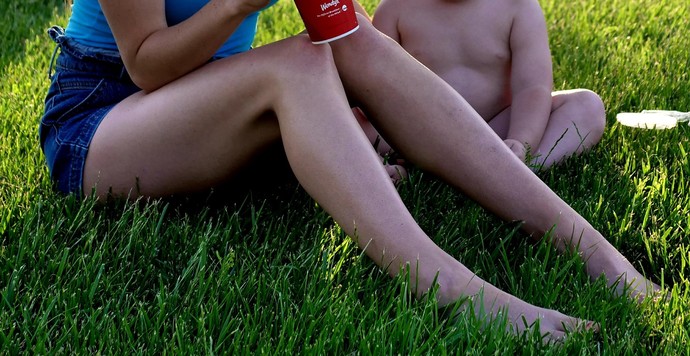 Try to ignore the little kid. Her legs are just so nice.