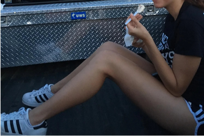 Nice tan legs to boot!