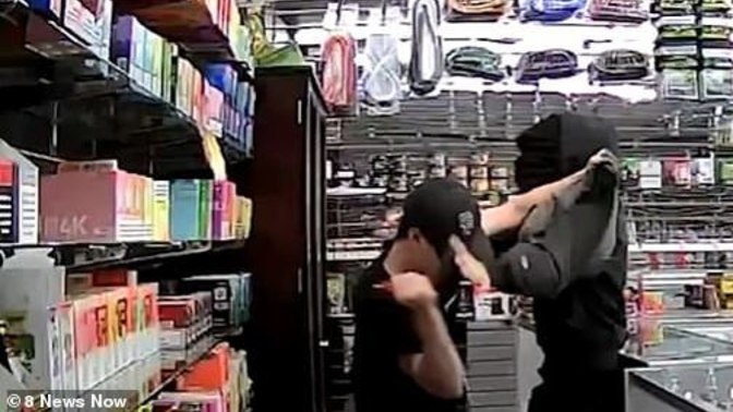 Vegas shop owner, how many beers he deserves for this?