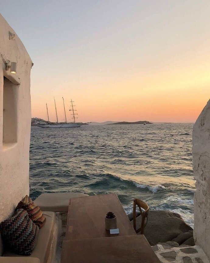 Would you rather live in the mountains or by the sea?