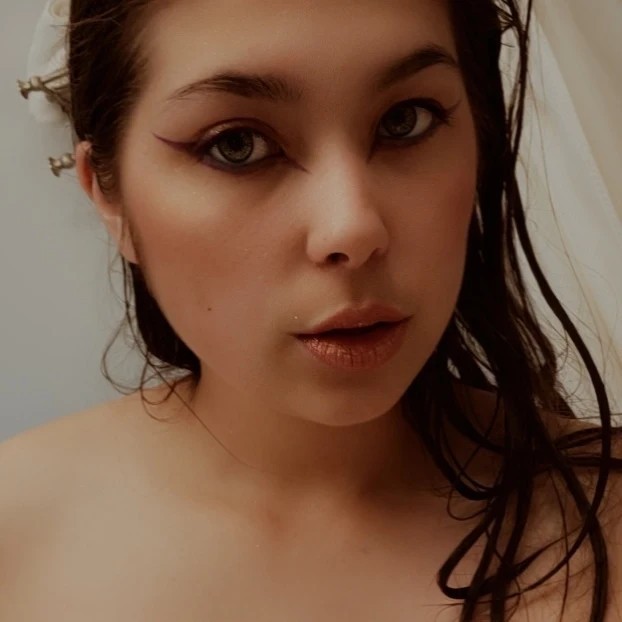 One of my eyes has a swollen lid or double crease... how do I fix it?