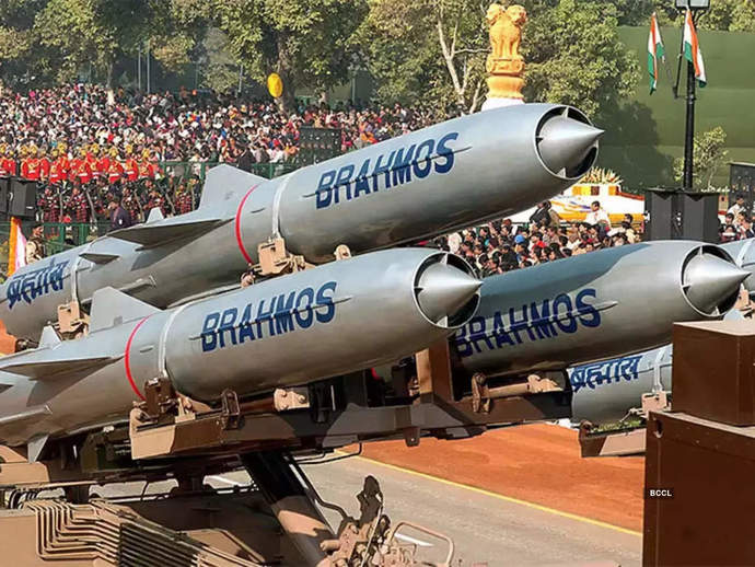 Is BrahMos Missile better than Tomahawk Missile✨✨ ? ?
