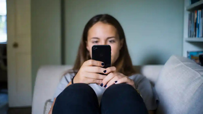 What does "?" mean from a girl?