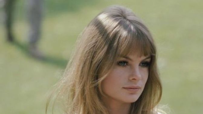 Do you like this hair color and style?