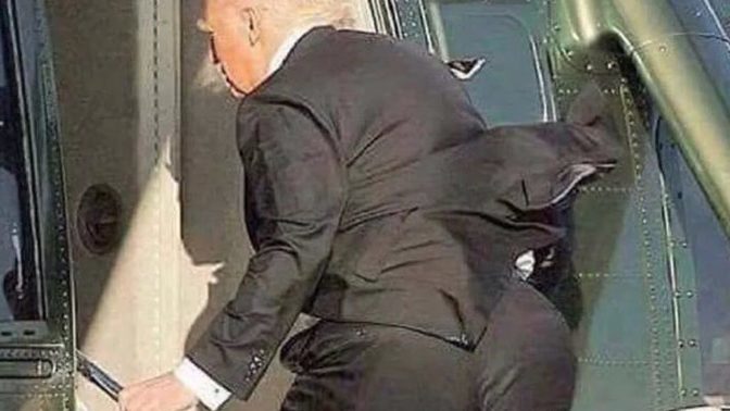 DDoes this guy have a nice butt?