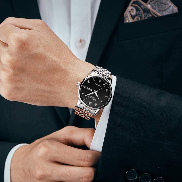 Guys, do you prefer a silver or gold watch?